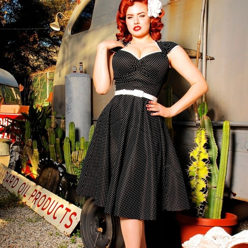 Pinup Couture Heidi Dress in Black Pin-dot Size L